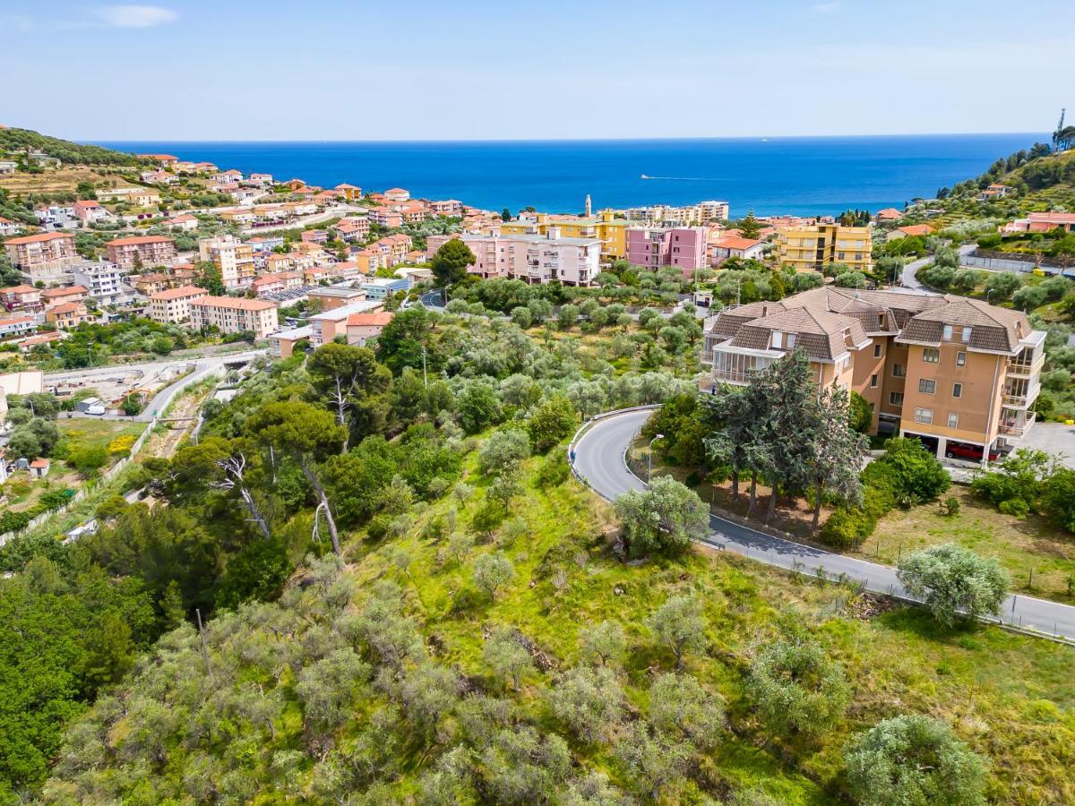 La Casa Di Vittoria Apartment San Lorenzo al Mare Bagian luar foto