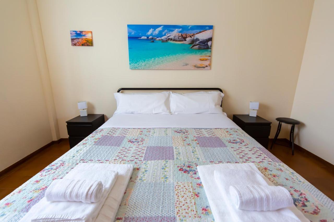 La Casa Di Vittoria Apartment San Lorenzo al Mare Bagian luar foto