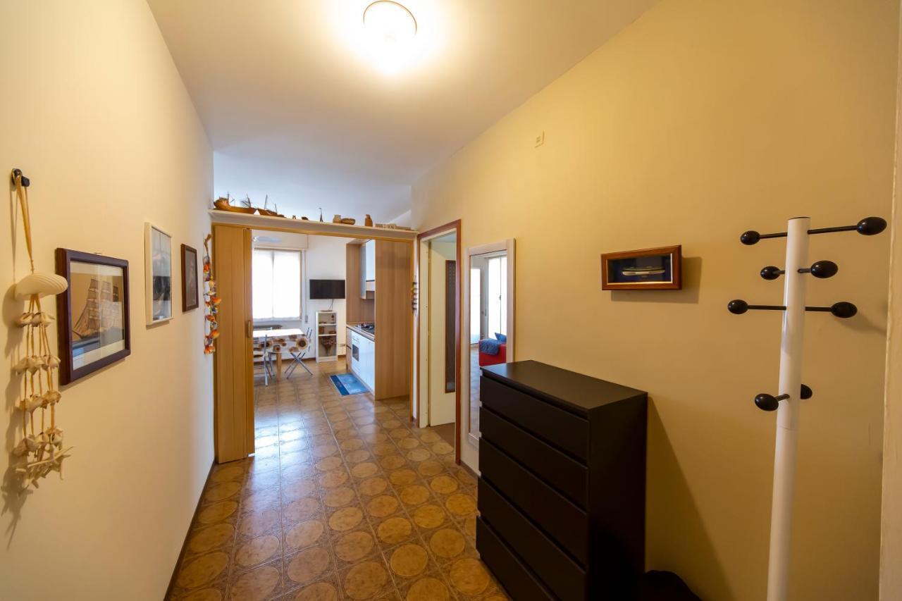 La Casa Di Vittoria Apartment San Lorenzo al Mare Bagian luar foto